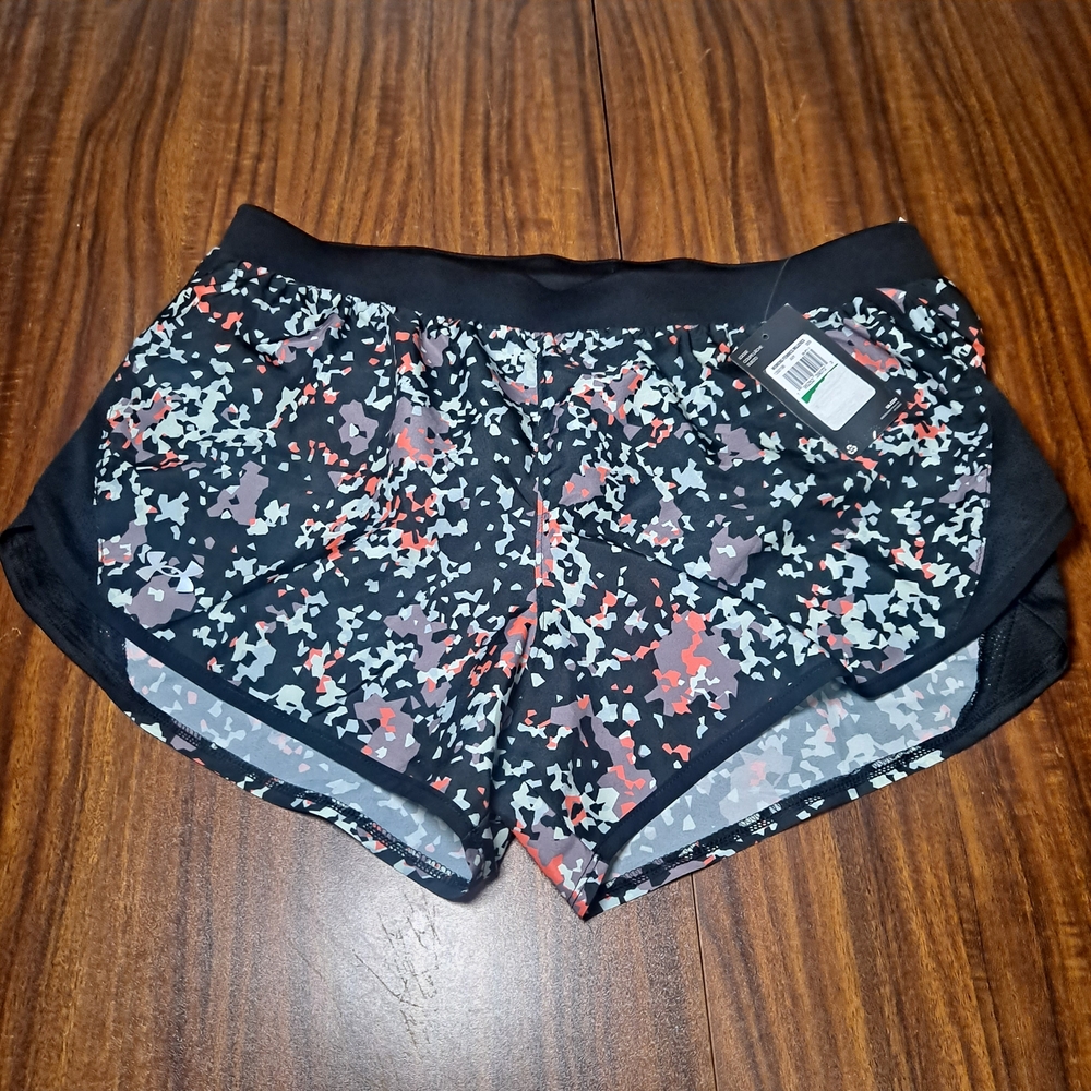 Under Armour Multicolor Patterned Women's Athleti… - image 1